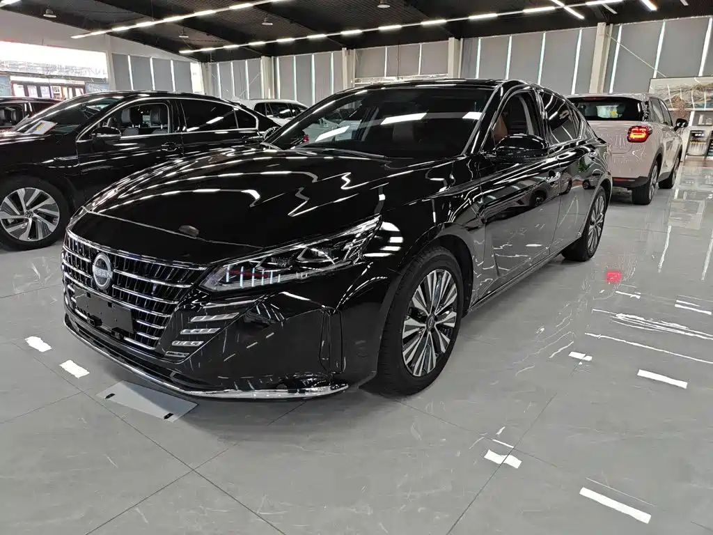 Nissan Teana — миниатюра 3