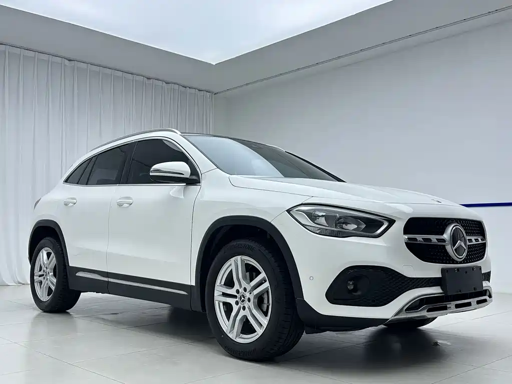 Mercedes-Benz GLA — миниатюра 3