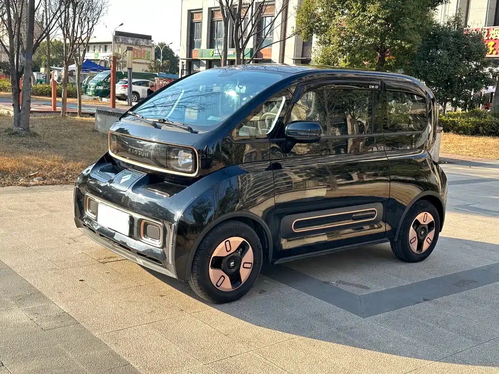 BAOJUN KIWI EV