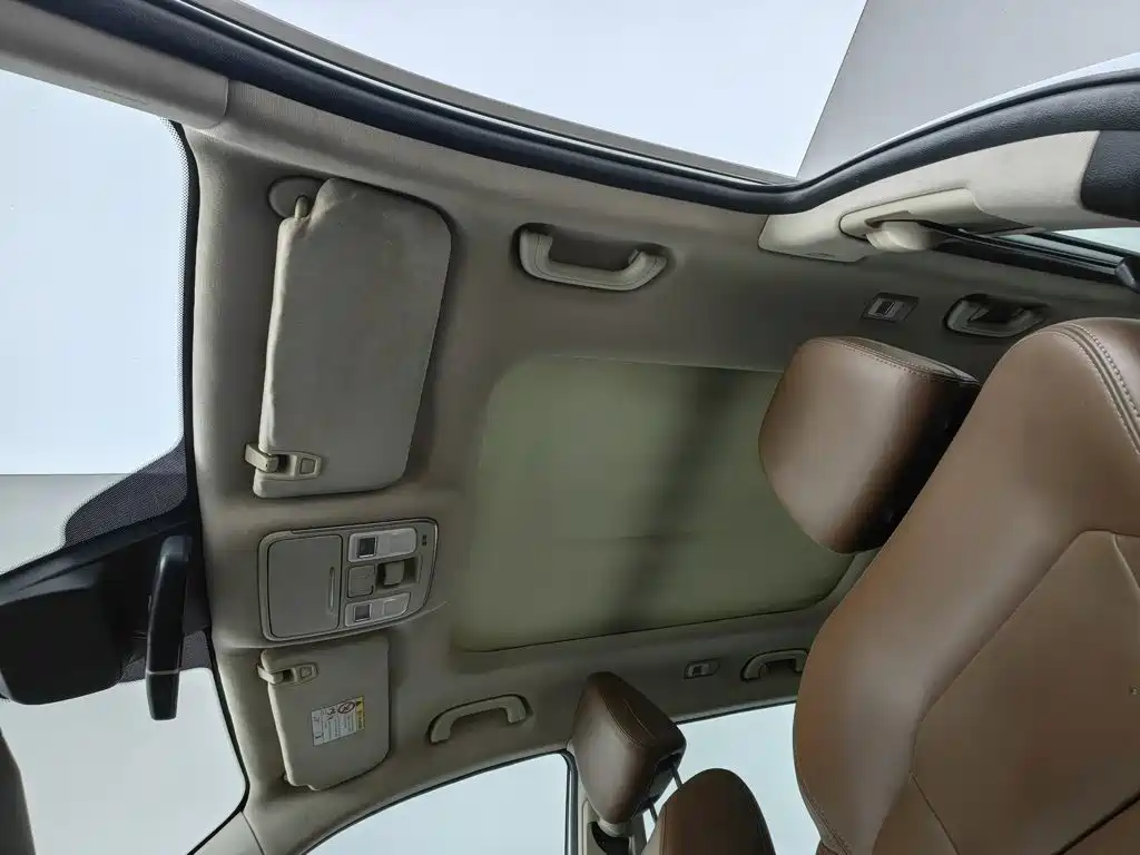 Geely Boyue — миниатюра 14