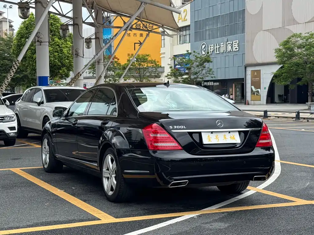 Mercedes-Benz S-Class — миниатюра 8
