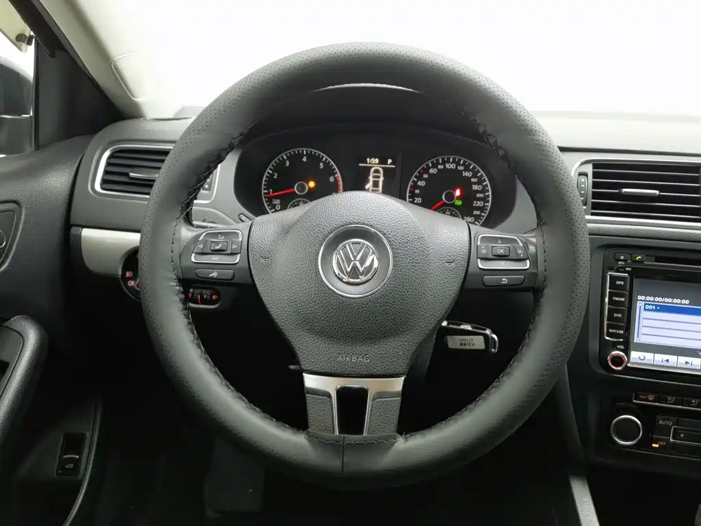 Volkswagen Sagitar — миниатюра 11