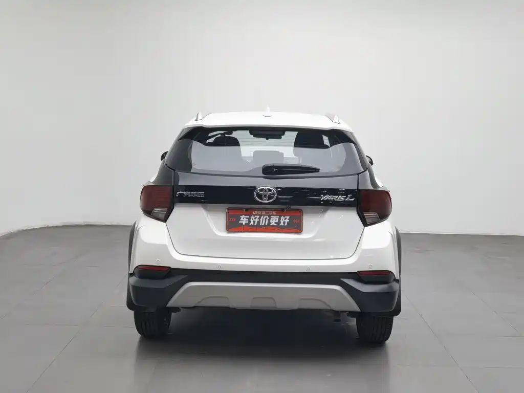 Toyota Yaris L — миниатюра 4