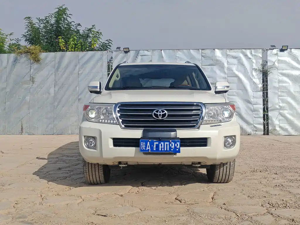 Toyota Land Cruiser — миниатюра 2