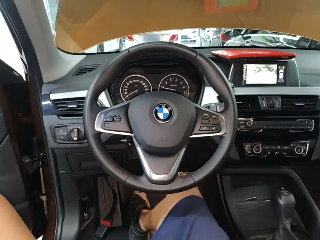 BMW X1 — миниатюра 11