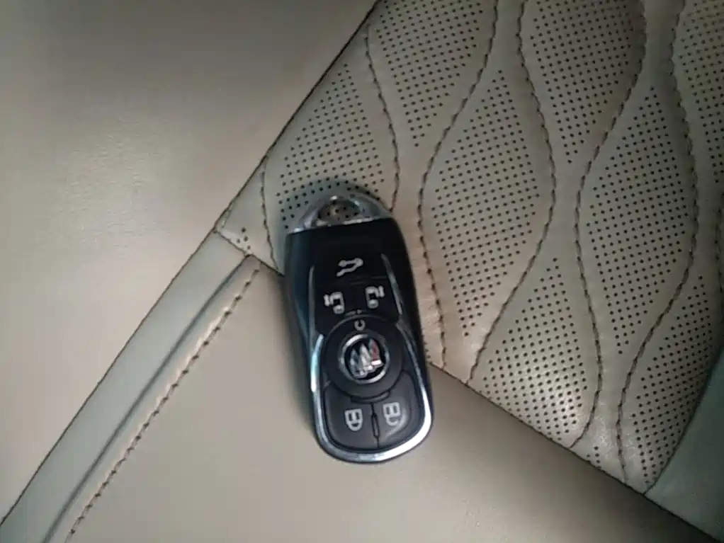 Buick GL8 — миниатюра 9