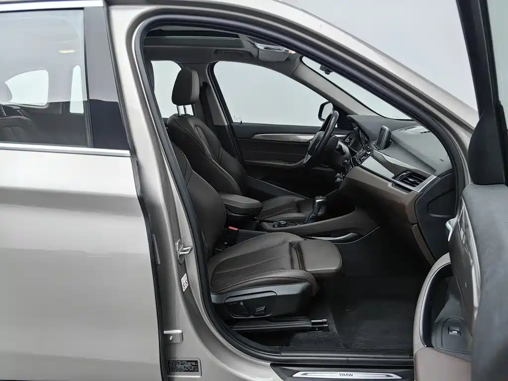BMW X1 — миниатюра 23