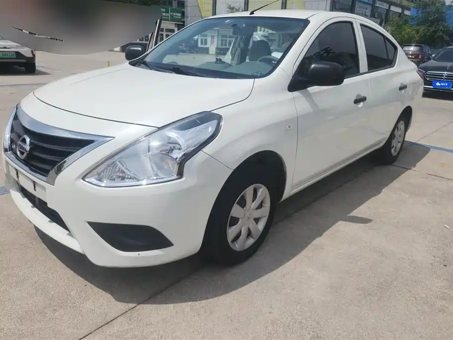Nissan Sunny 2017