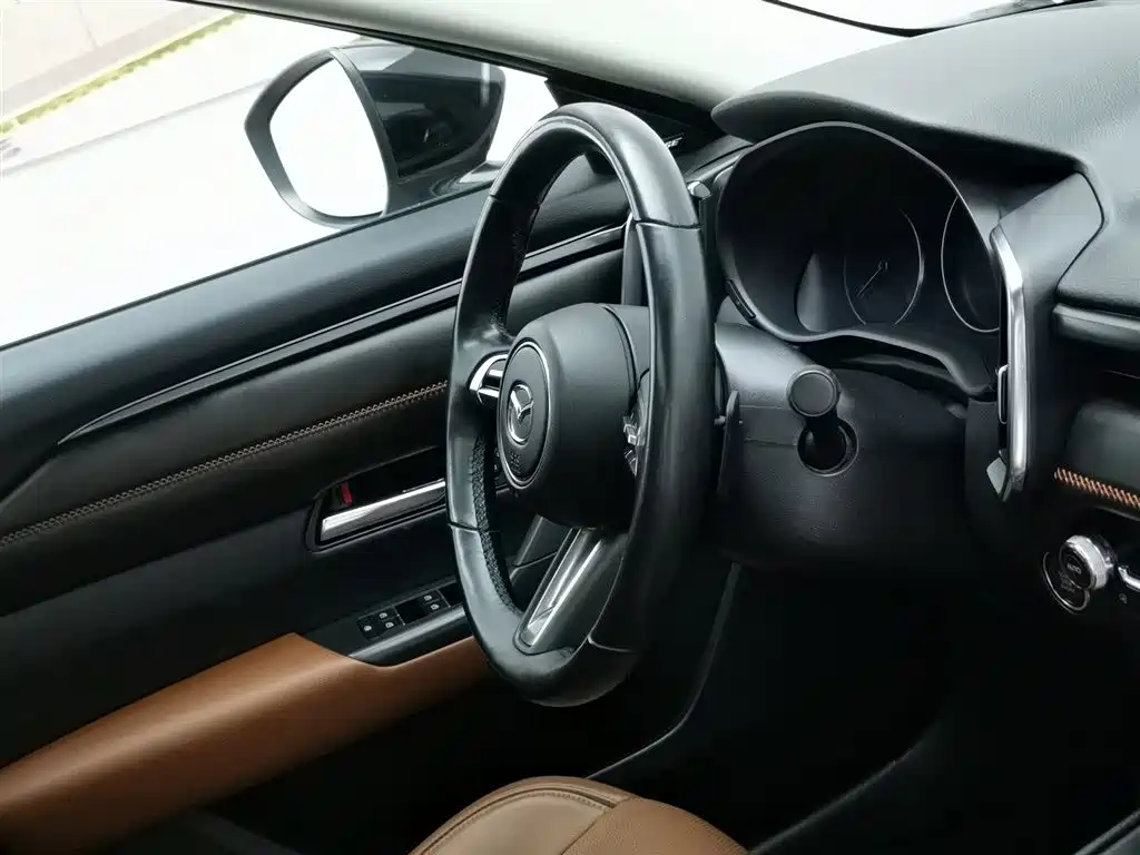 Mazda CX-50 — фотографии объявления, Фото 22