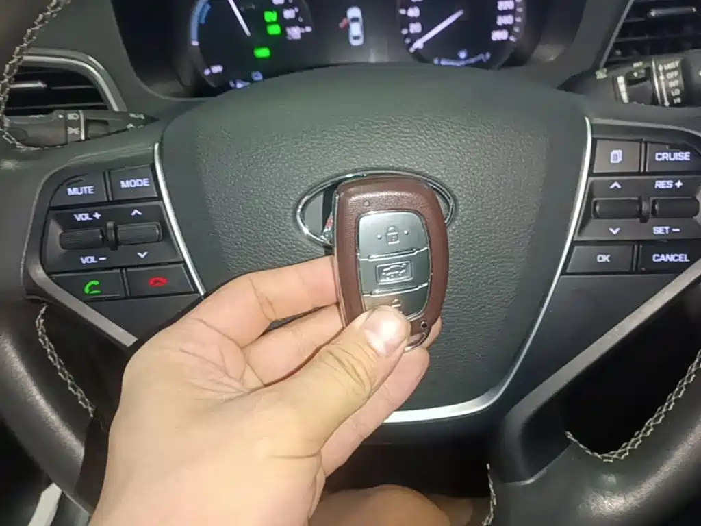 Hyundai Sonata — миниатюра 9