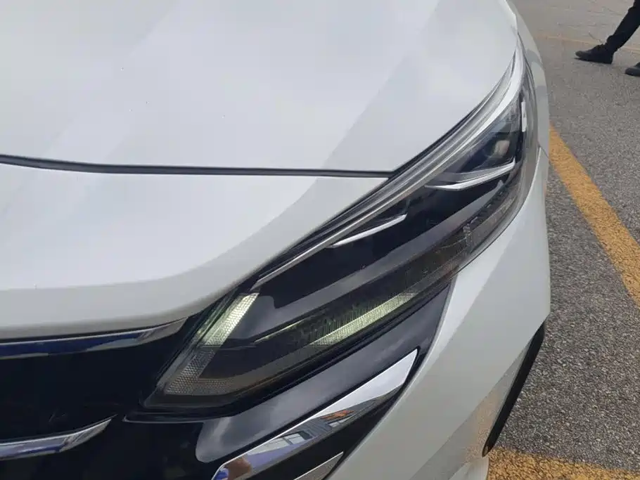 Nissan Teana — миниатюра 5