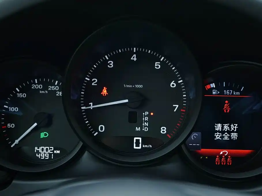 Porsche Macan — миниатюра 8