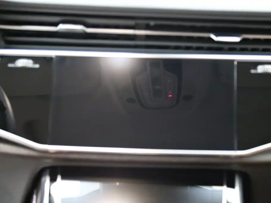 Audi Q8 — миниатюра 18