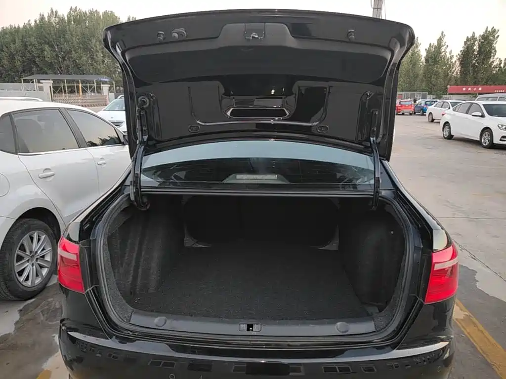 Volkswagen Lavida — миниатюра 19