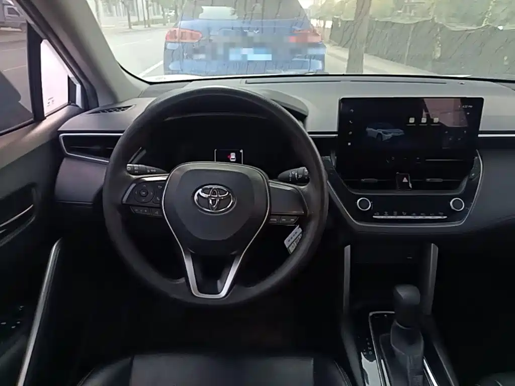 Toyota Frontlander — миниатюра 15