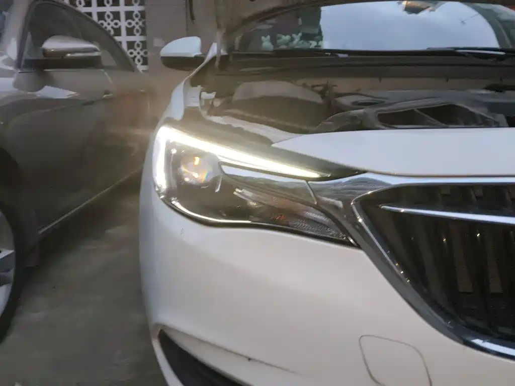 Buick Excelle — миниатюра 7