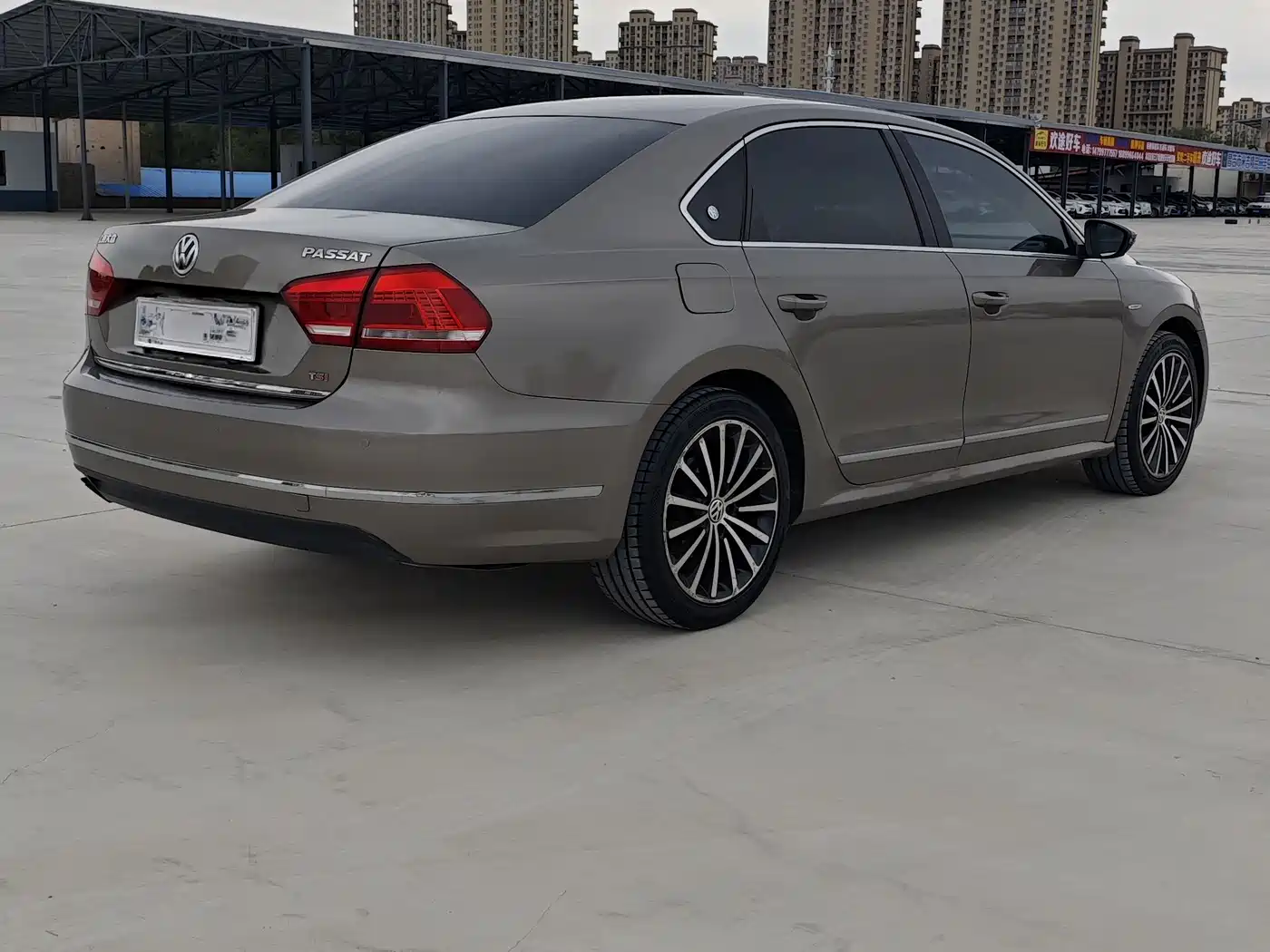 Volkswagen Passat