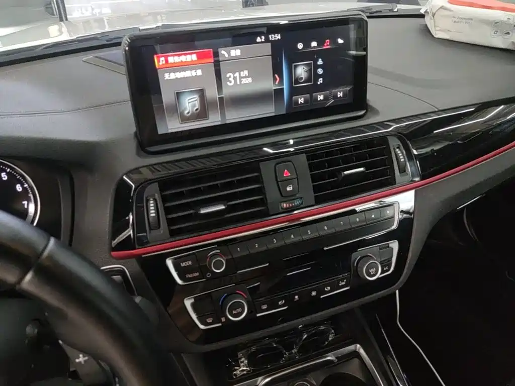 BMW 2 Series (Import) — миниатюра 9