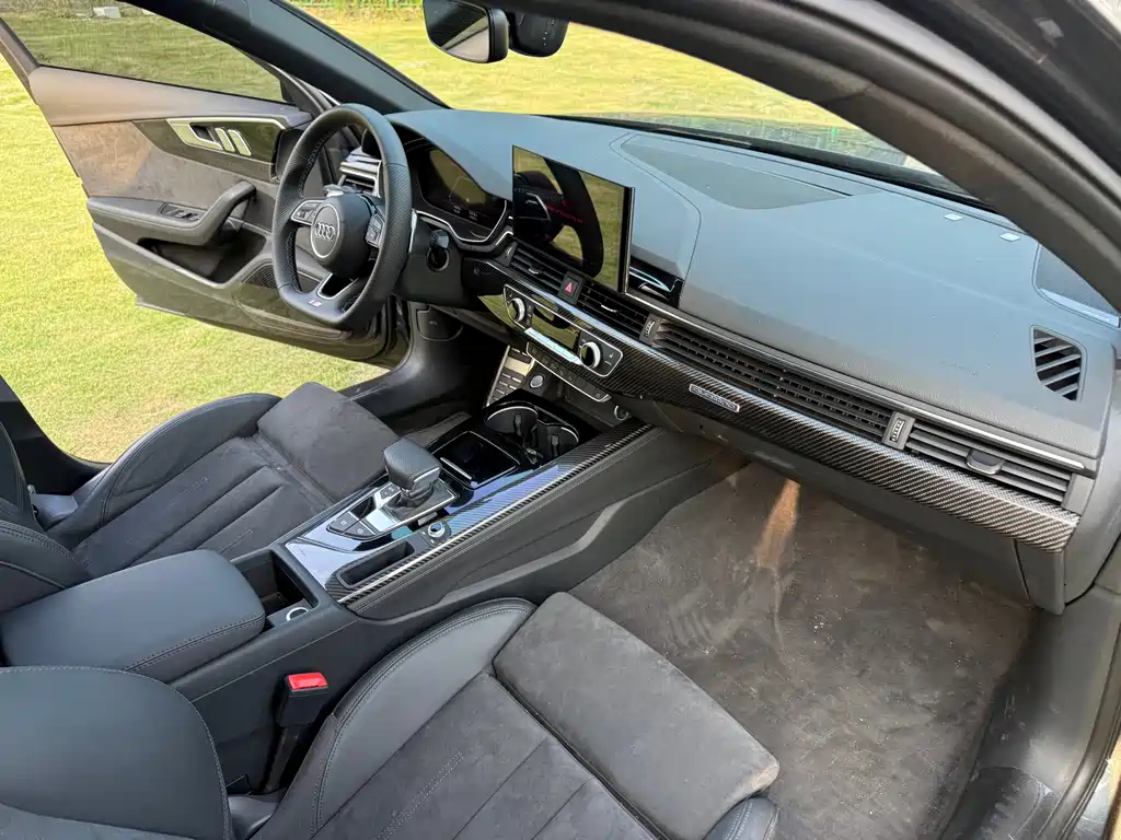 Audi A4L — миниатюра 13