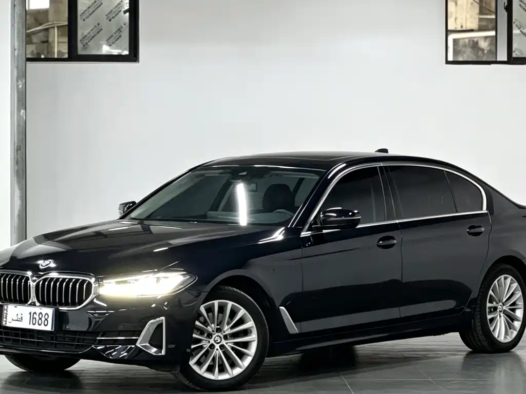 BMW 5 Series 2023