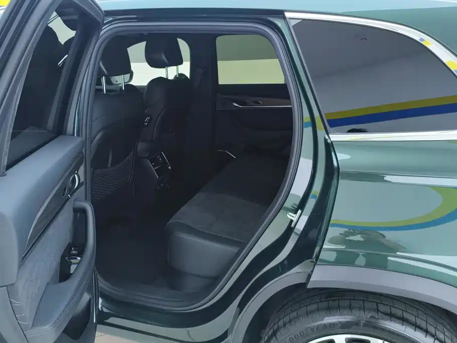 Geely Xingyue L — миниатюра 11