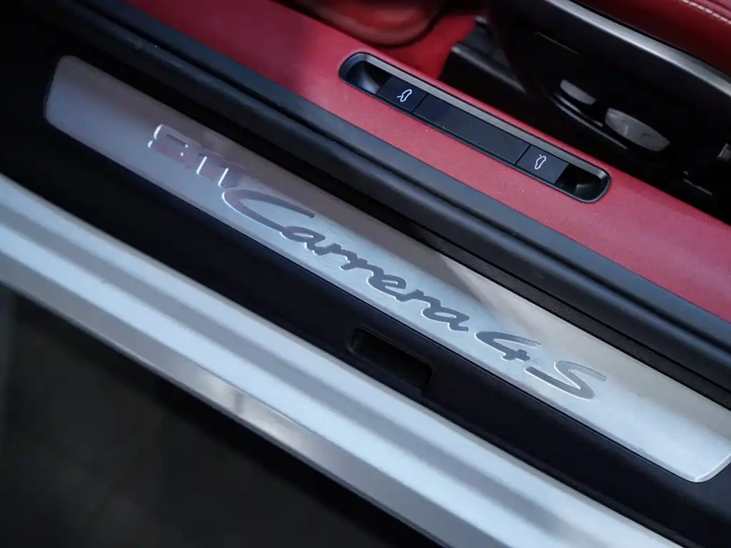 Porsche 911 — миниатюра 26