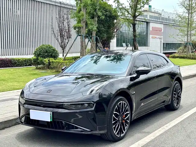 2024 Zeekr 001
