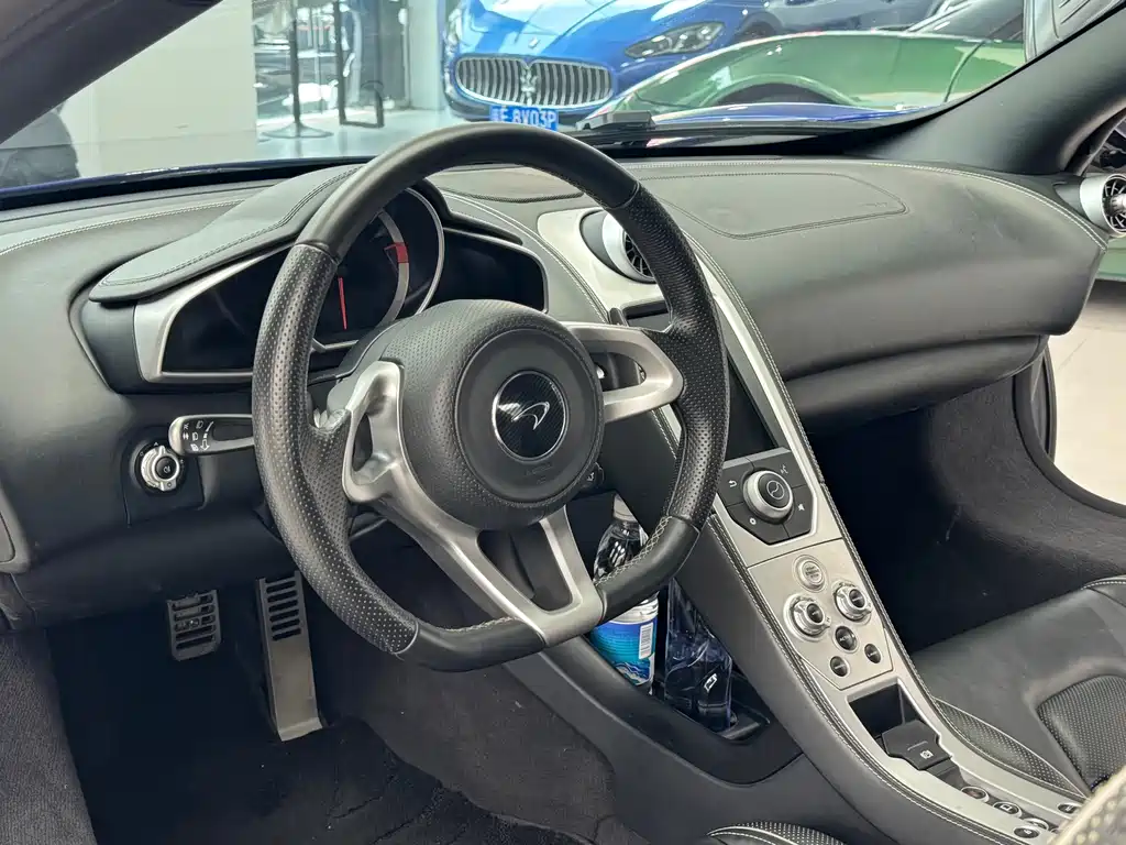 McLaren 625C — миниатюра 8