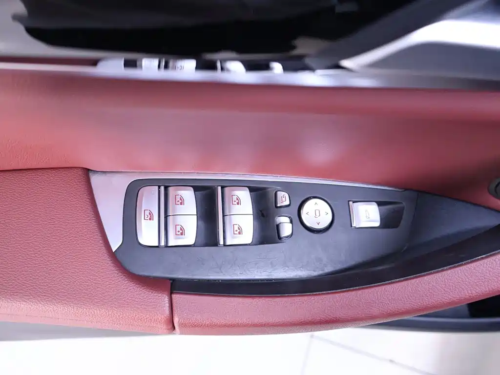 BMW X3 — миниатюра 17