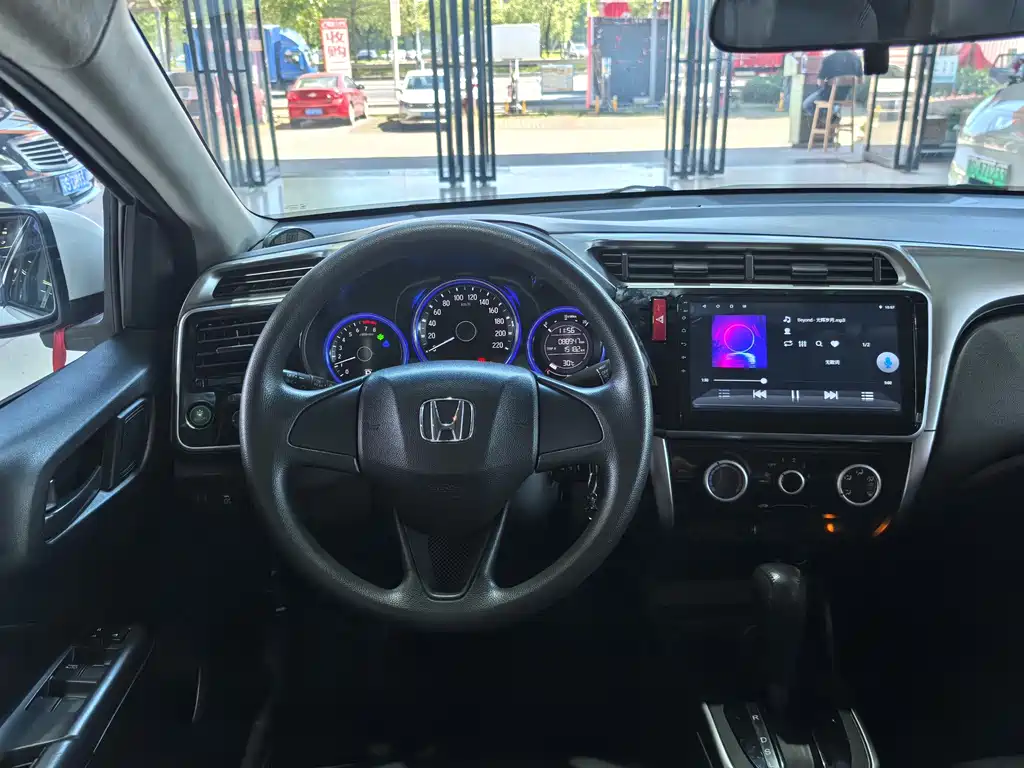 Honda City — миниатюра 11