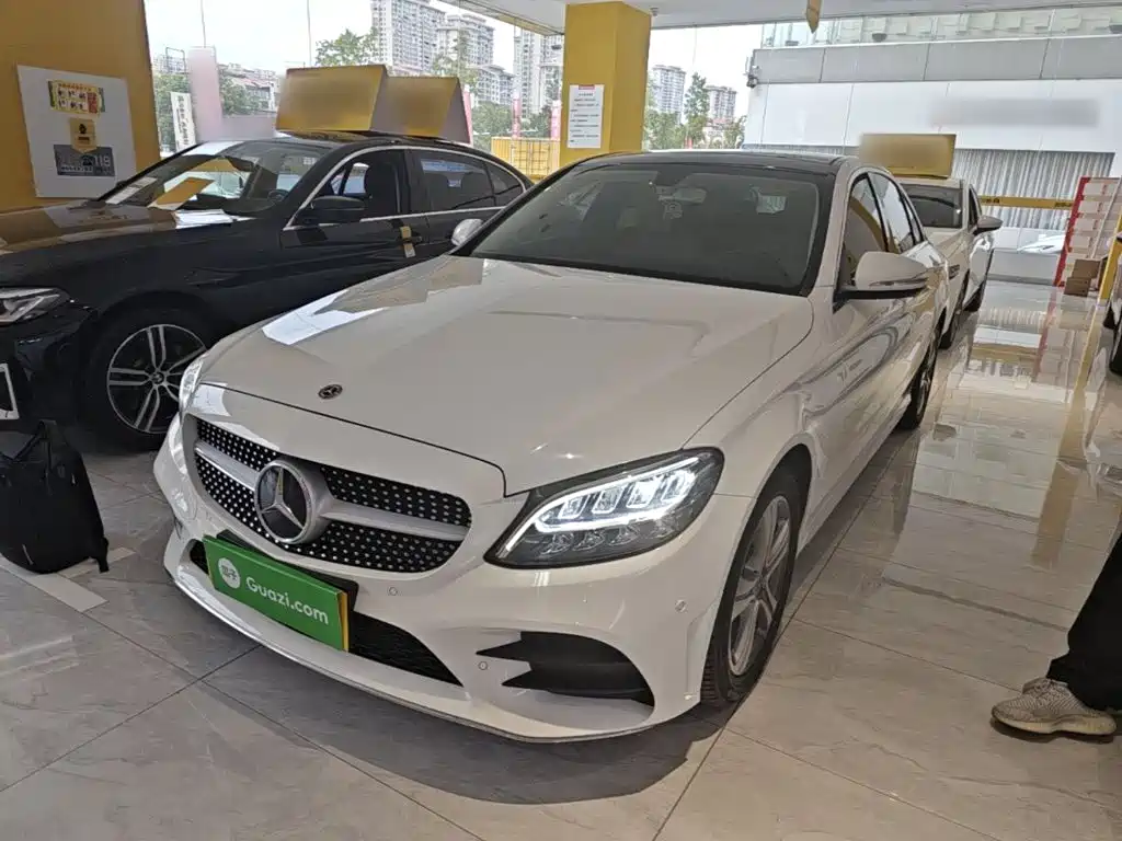 Mercedes-Benz C-Class — миниатюра 2