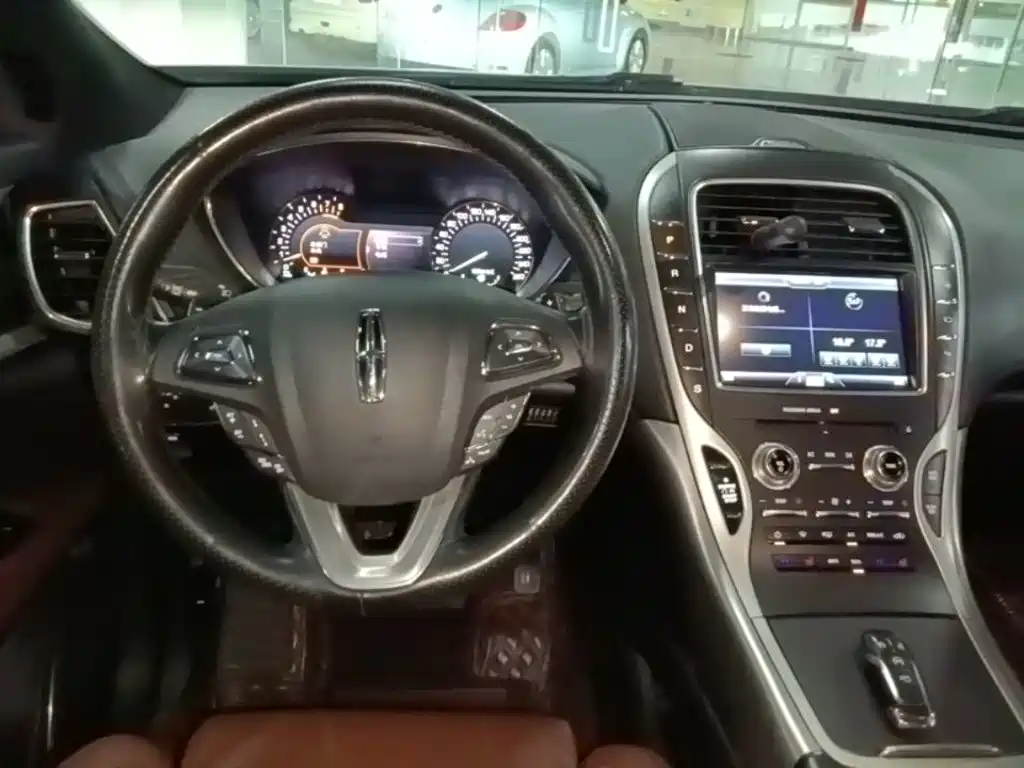 Lincoln MKX — миниатюра 11