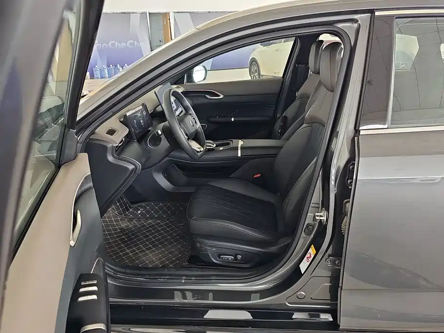Changan Eado — миниатюра 9