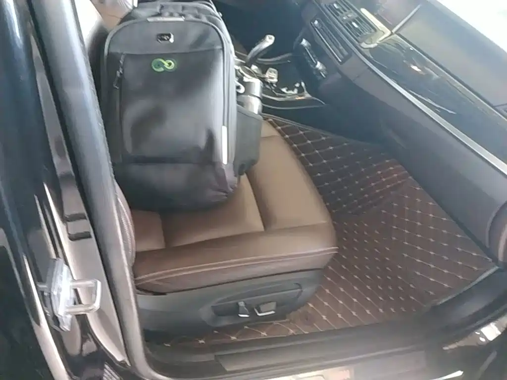 BMW 5 Series — миниатюра 25
