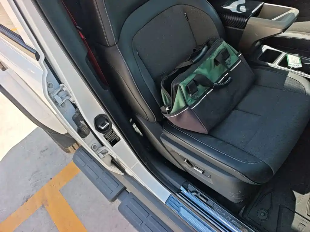 iCAR Автомобиль SuperV23 — миниатюра 25