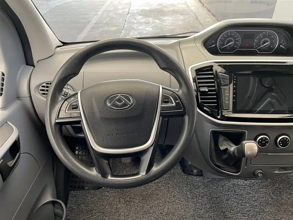 SAIC MAXUS XINTU V80