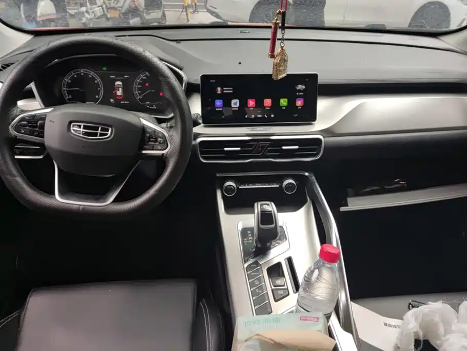 Geely Binyue — миниатюра 12