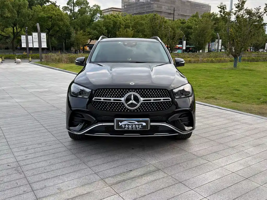 Mercedes-Benz GLE (Import) — миниатюра 2