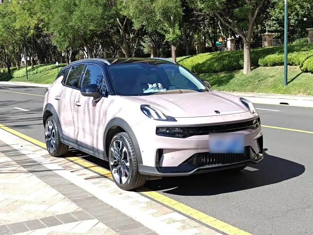 Lynk & Co 06 — миниатюра 24