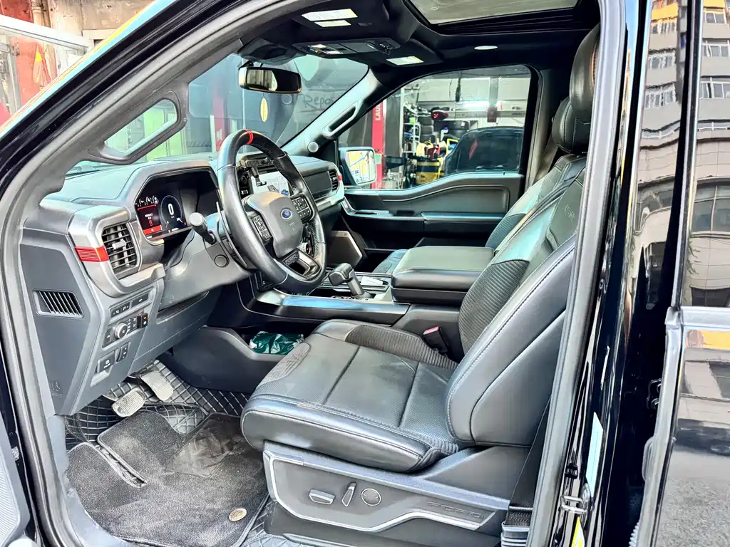Ford F-150 Raptor — миниатюра 7
