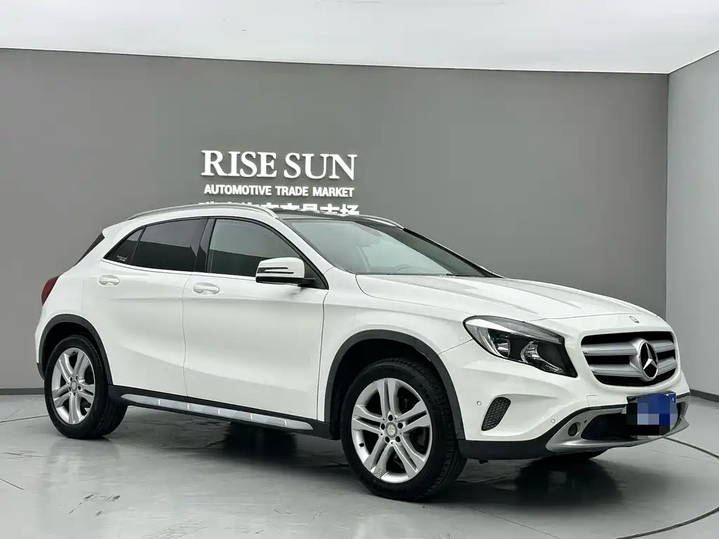 Mercedes-Benz GLA — миниатюра 2