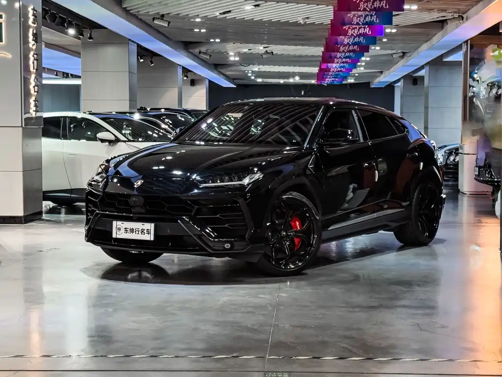 Lamborghini Urus 2021 4.0T V8
