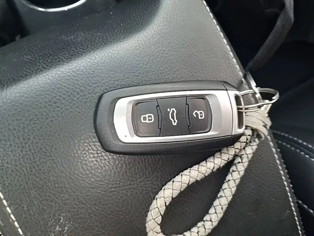 Geely Emgrand — миниатюра 13