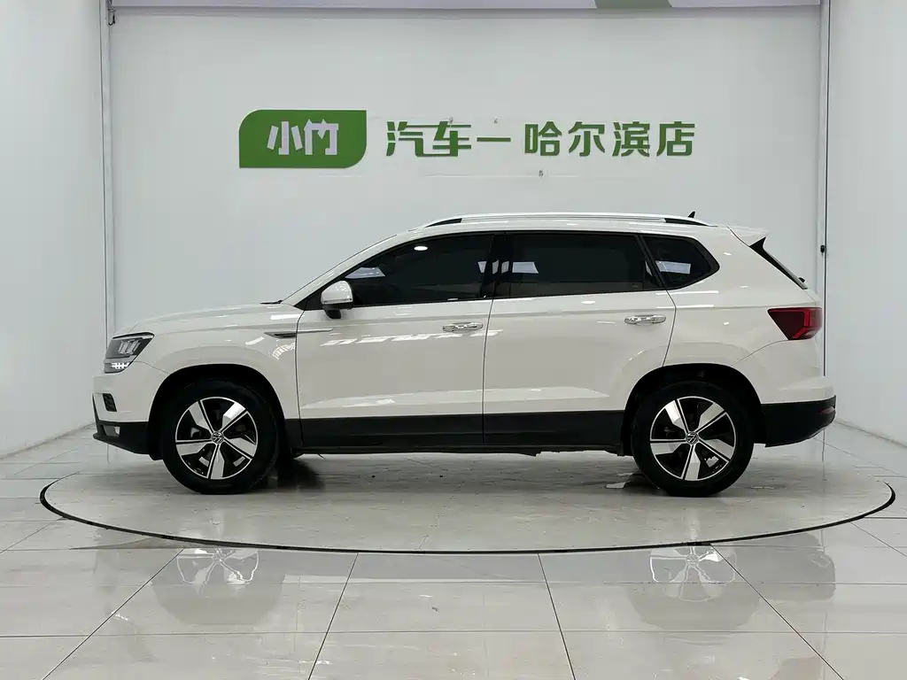 Volkswagen Tharu — миниатюра 5