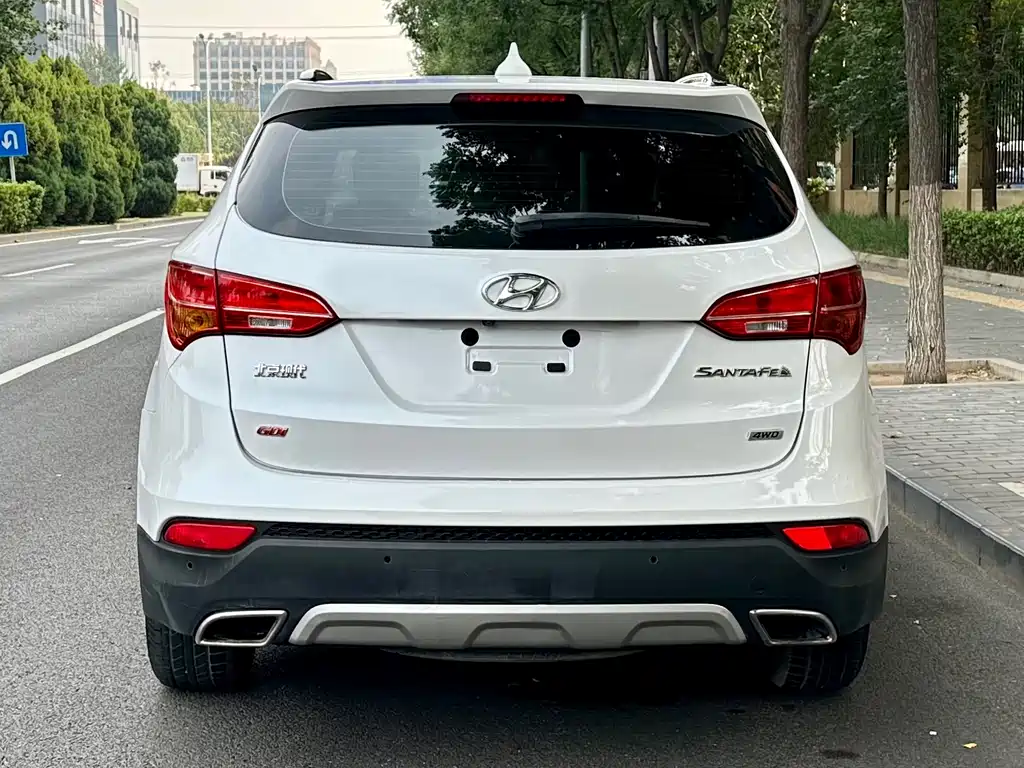 Hyundai Santa Fe — миниатюра 15