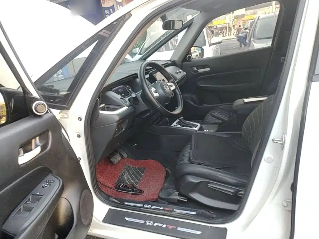 Honda Fit — миниатюра 15