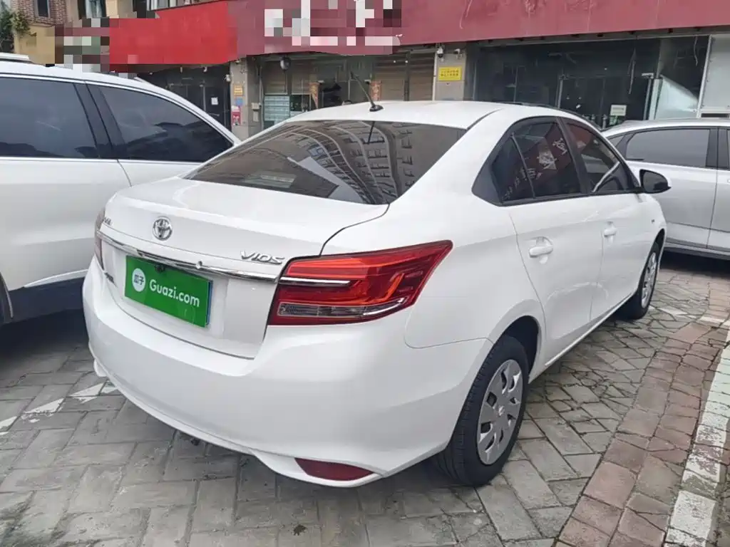 Toyota Vios — миниатюра 7