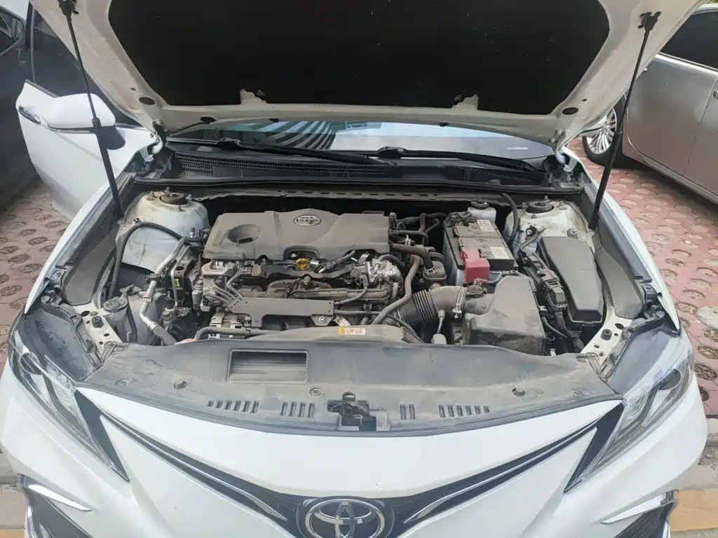 Toyota Camry — миниатюра 11