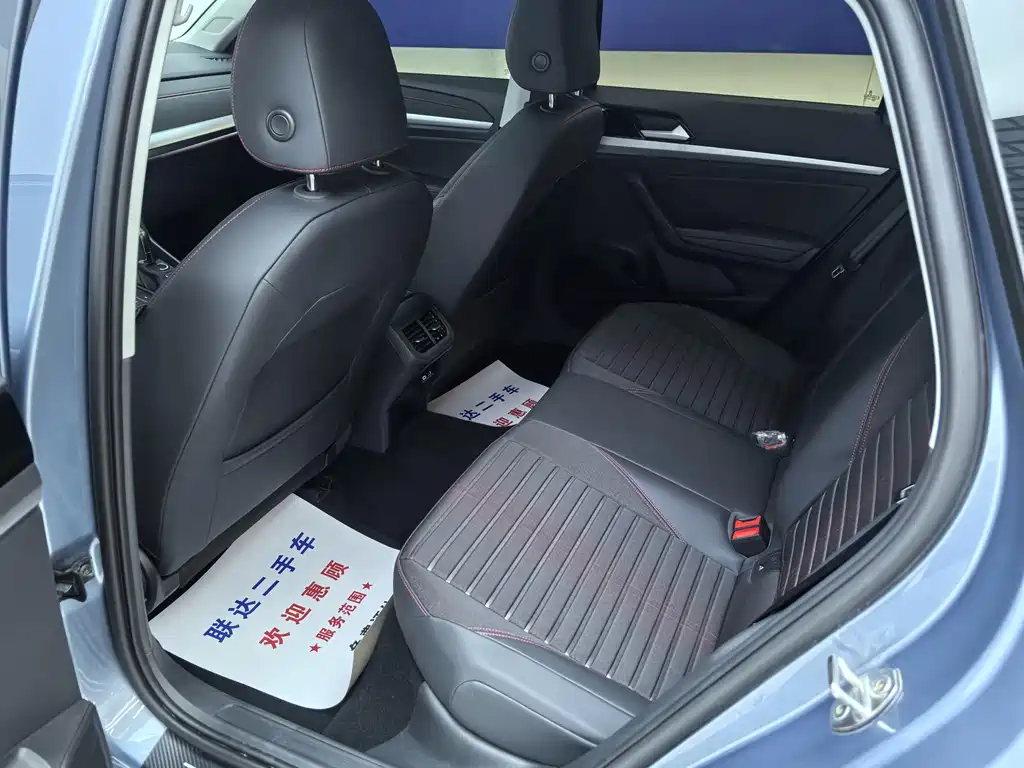 Volkswagen Lavida — миниатюра 8