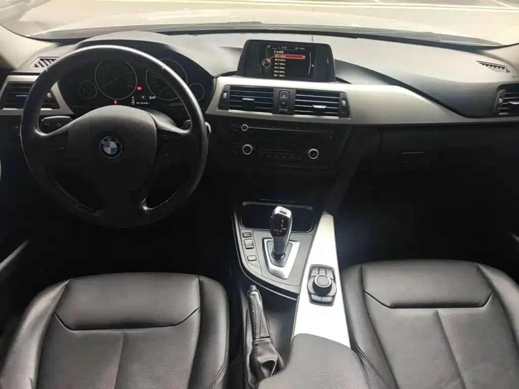 BMW 3 Series — миниатюра 10